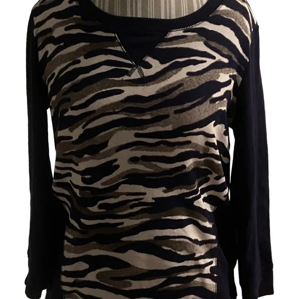 Jones New York Sport size medium excellent like new see pics